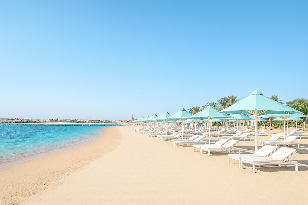 FLOW Spectrum Resort Sahl Hasheesh 100/102