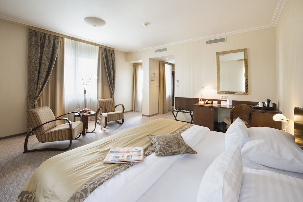 SUPERIOR, DOUBLE BED, TERRACE