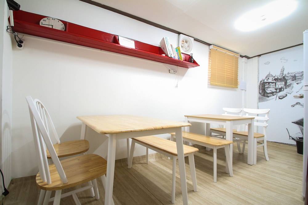 Must Stay (ex. Seoul Backpackers) 42/47
