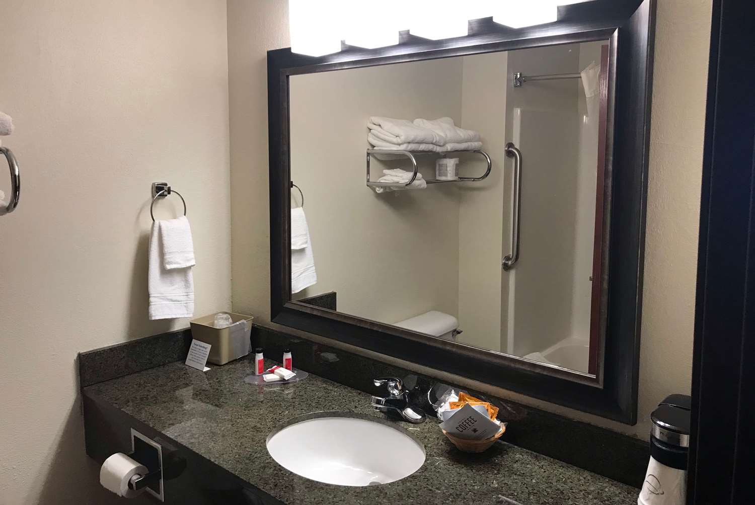 Americinn By Wyndham Maquoketa 5/5