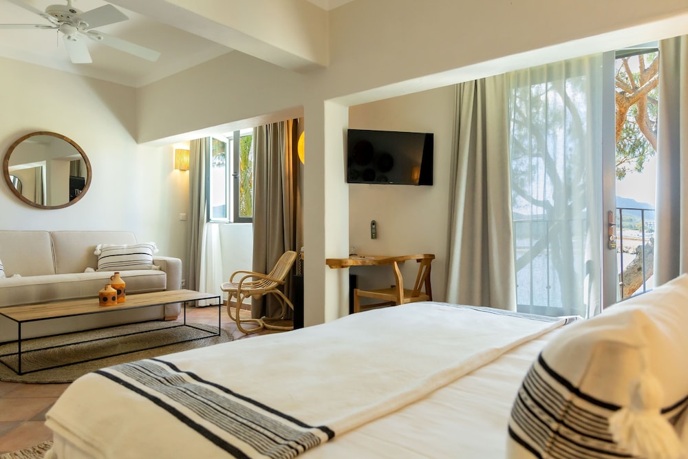 JUNIOR SUITE, SEA VIEW