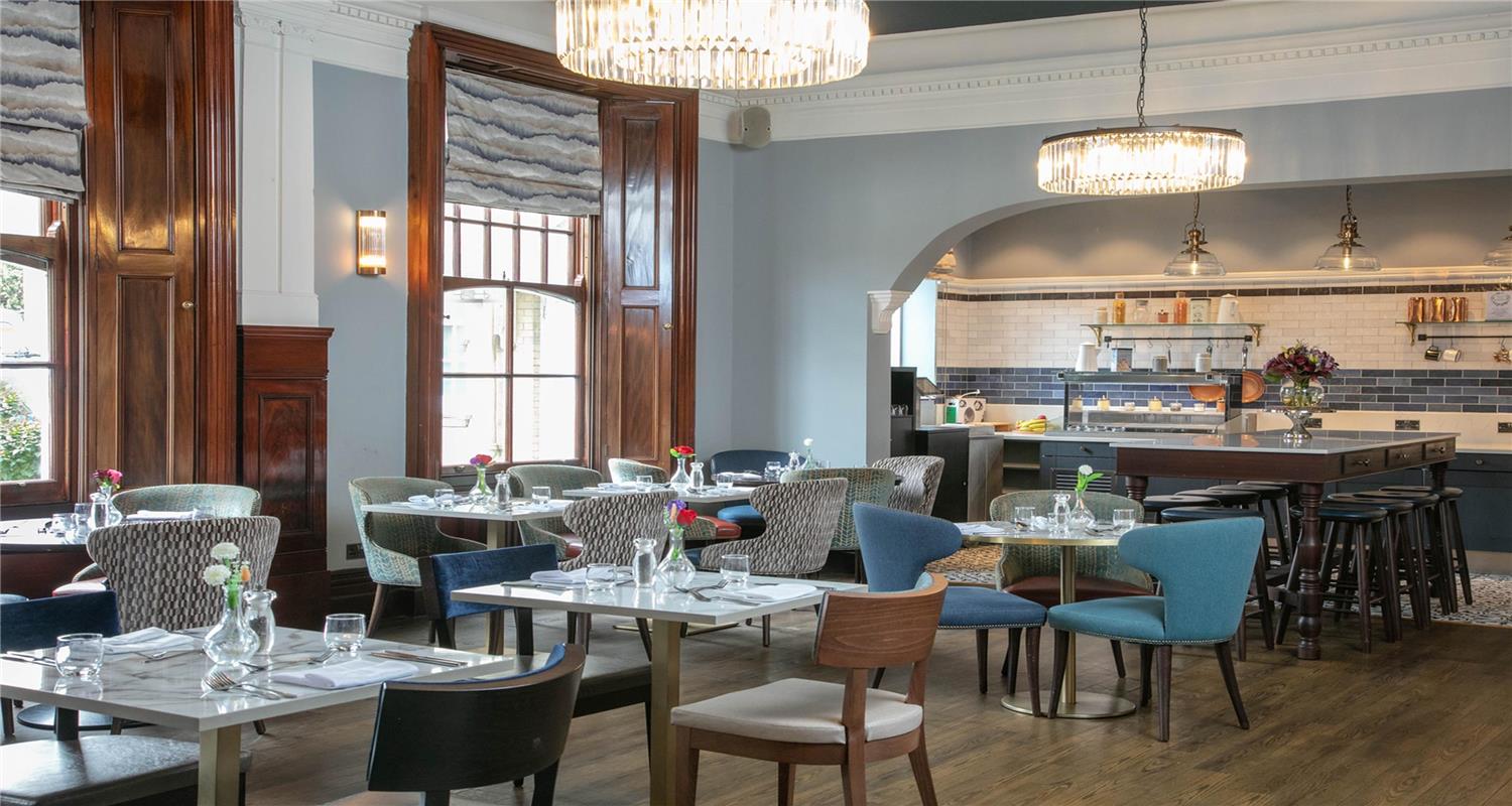 Best Western Chilworth Manor Hotel 39/53