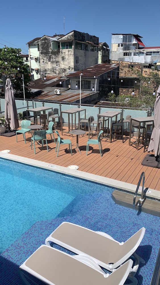 Victoria Regia Hotel 24/50