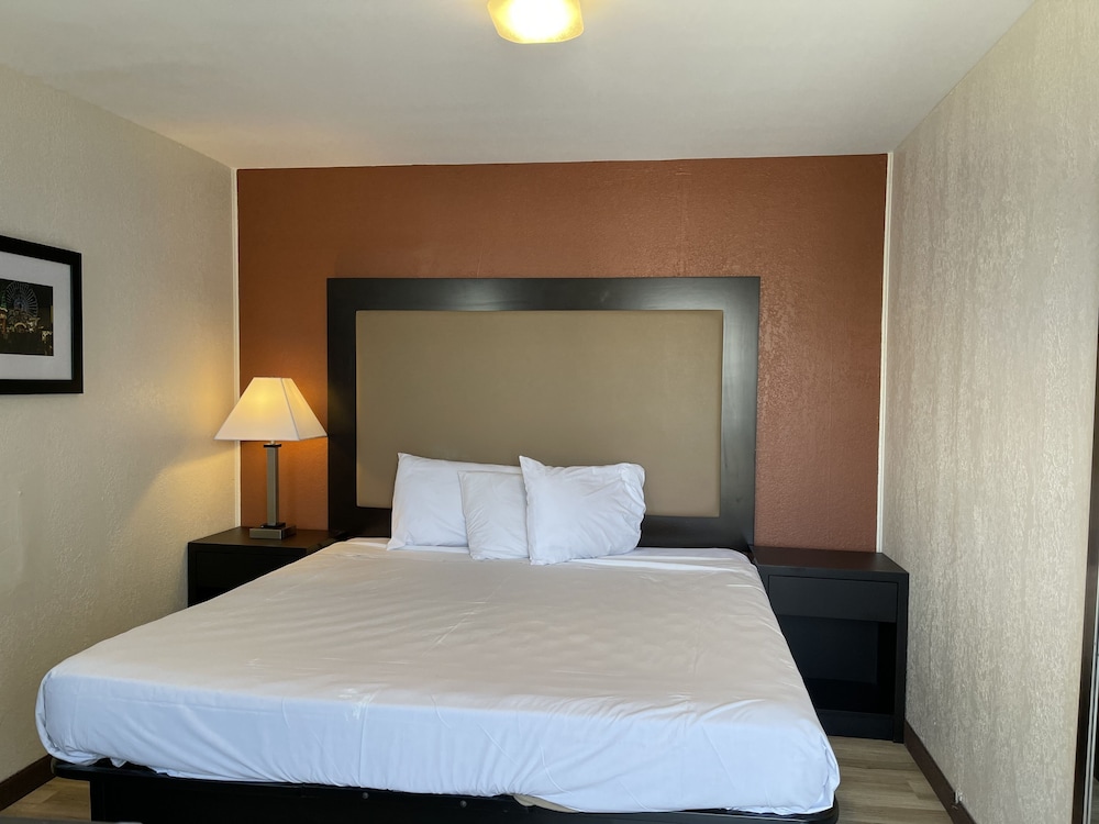 Wildwood Inn, a Travelodge by Wyndham 30/64