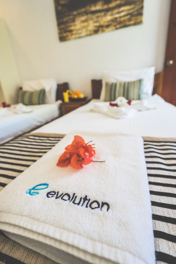 Evolution Dive And Beach Resort 16/46