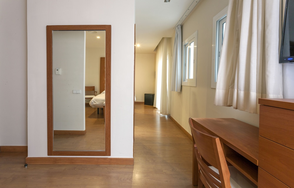 Hotel Horitzo 35/69