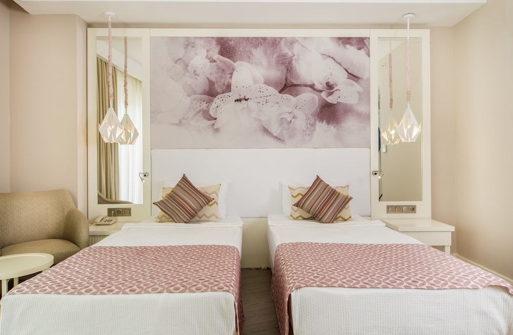 Diamond Premium Hotel Spa 7/31