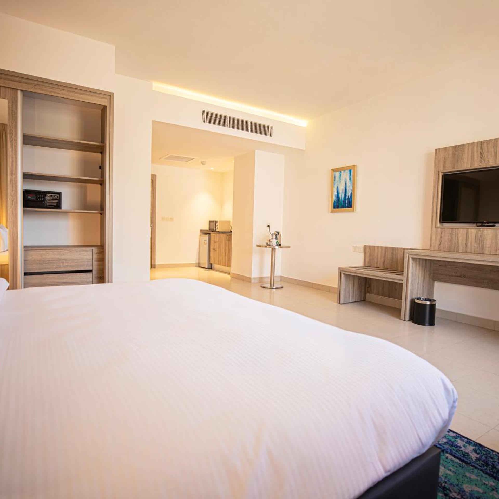 Golden Tulip Amman 45/83