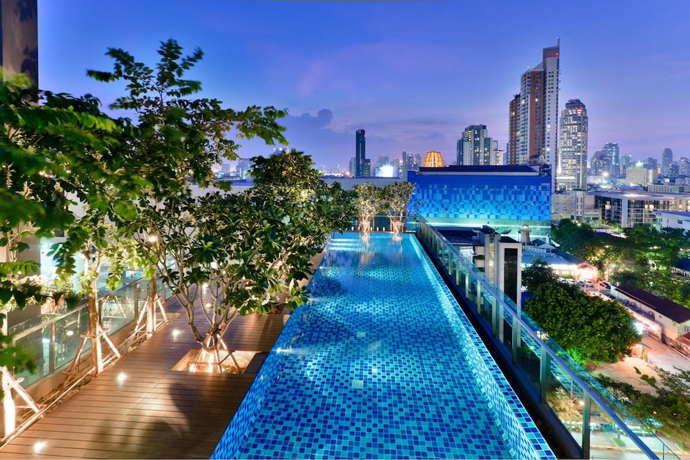 Civic Horizon Hotel Residence 41/49