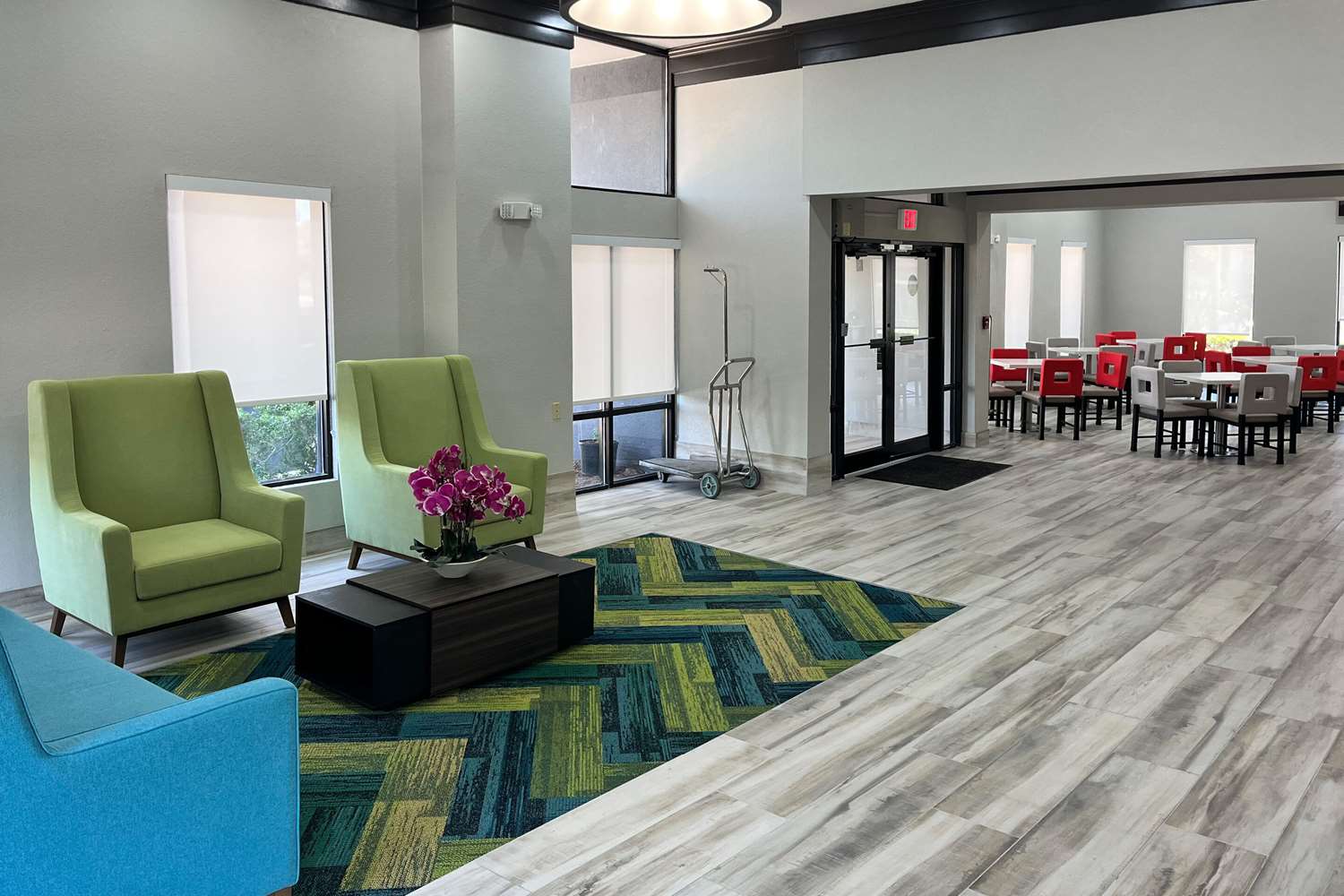 Quality Inn & Suites at Airport Blvd I-65 6/21