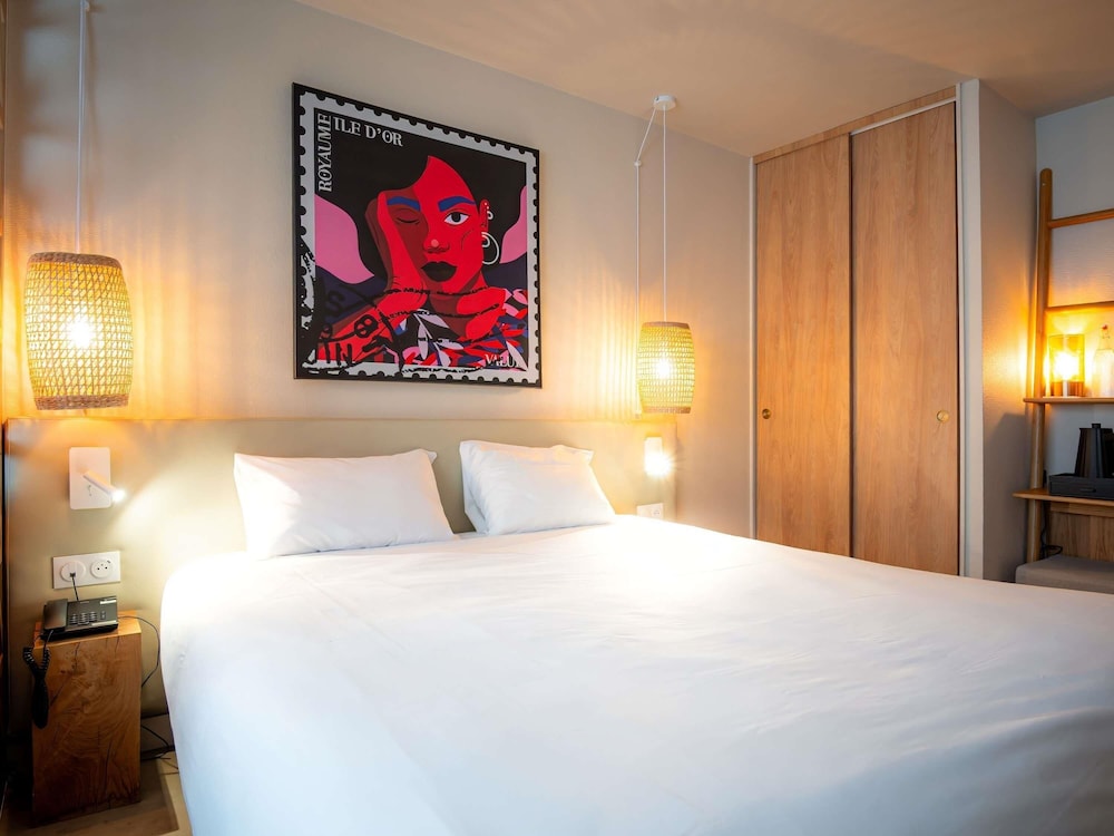 Mercure St Raphael Centre Plage 10/49