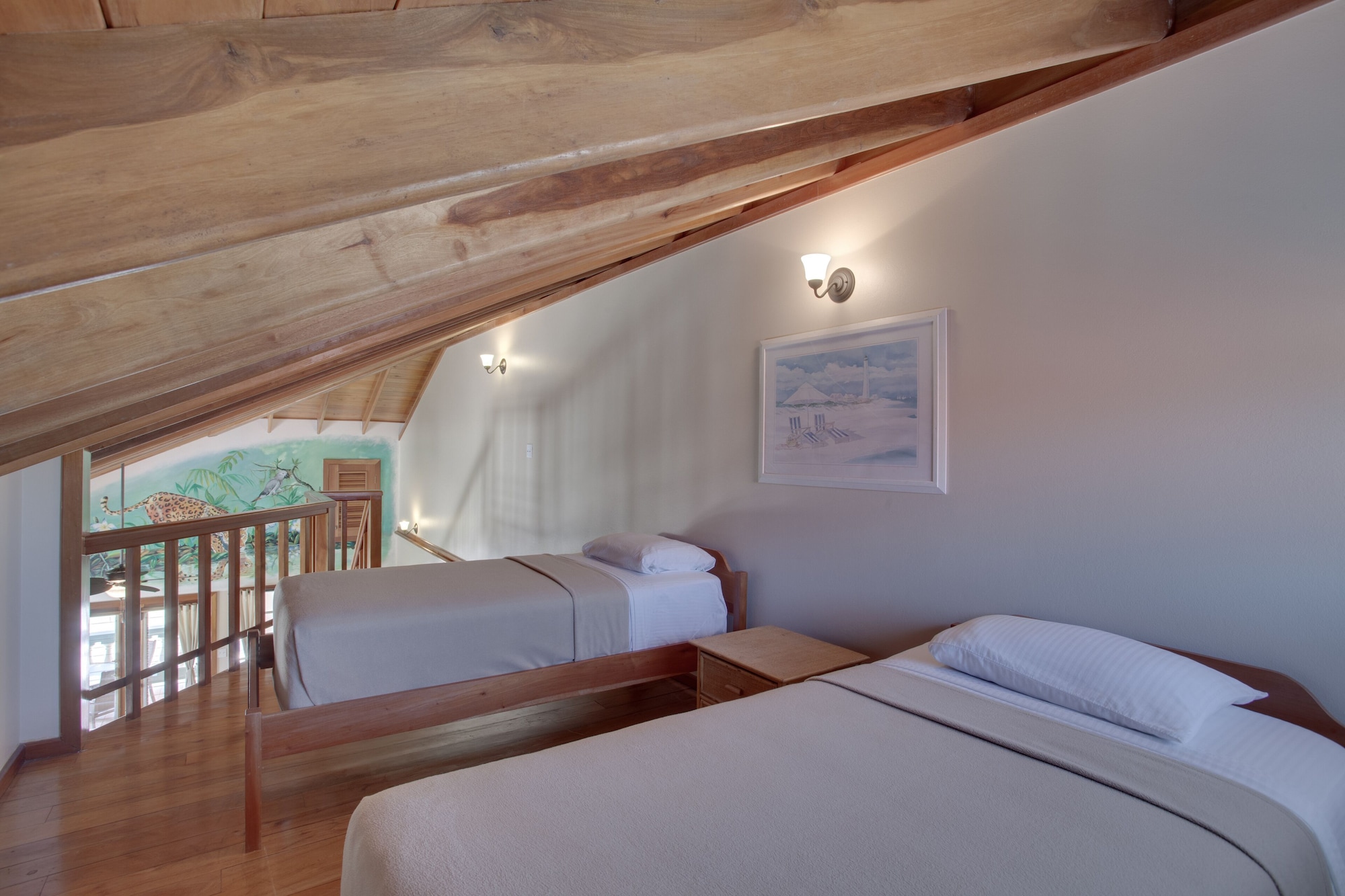 Suite, Queen and Twin Beds, Sea Front, Sofa, High Floor, Belizean Shores Resort 2/6