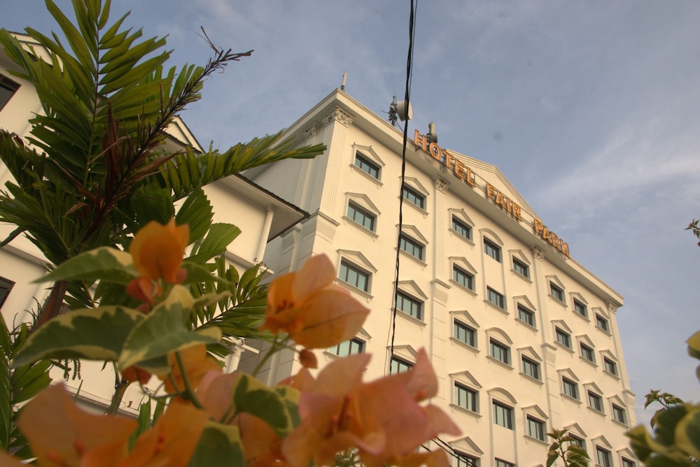 Fair Park Hotel 6/50
