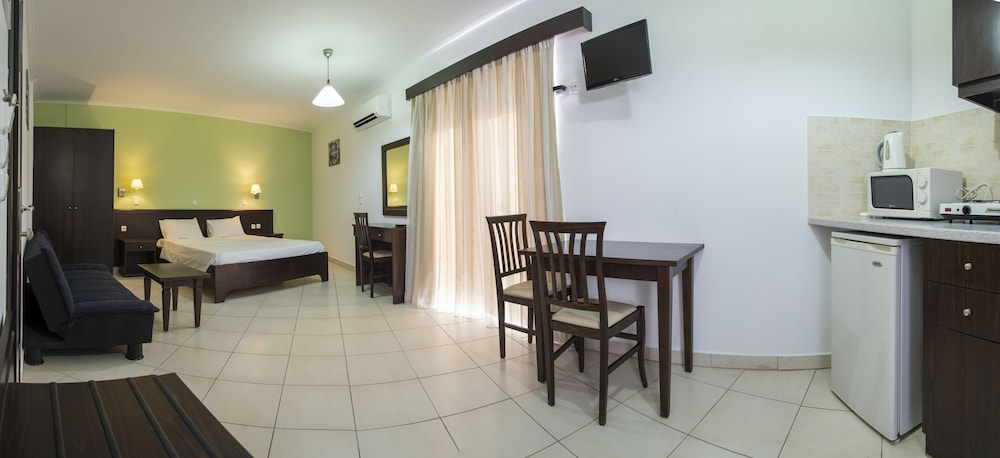 Rio Hotel 48/66