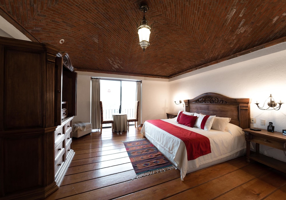 Mision Grand Casa Colorada 8/50