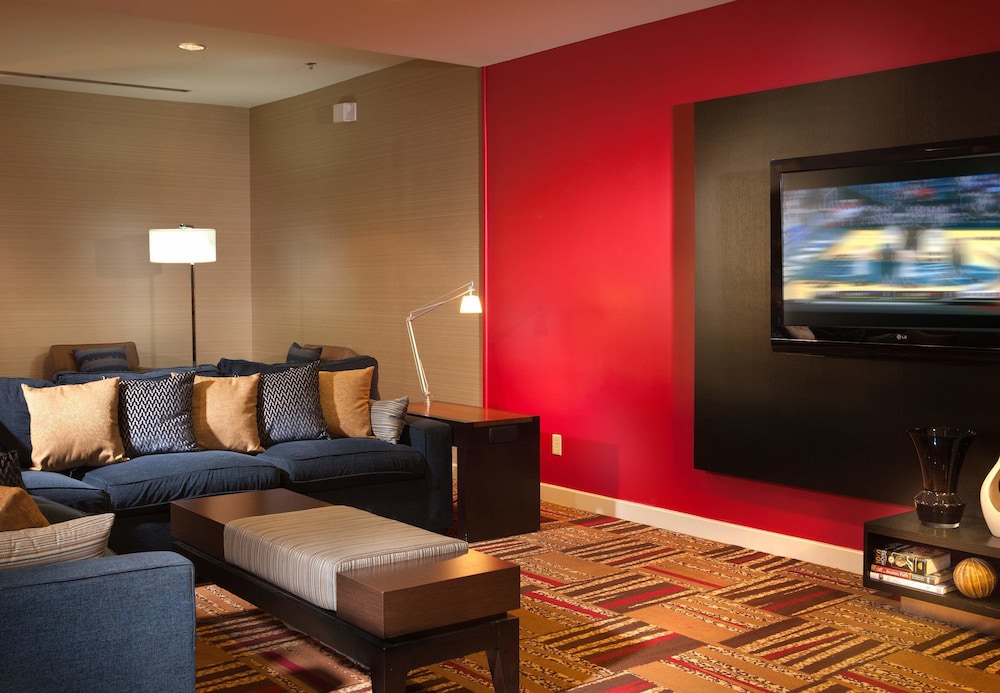 Courtyard Marriott Denton 29/47