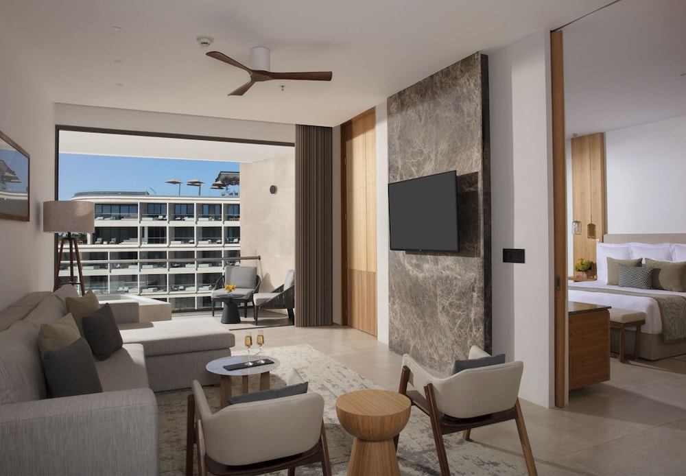 Secrets Bahia Mita Surf and Spa Resort 48/74