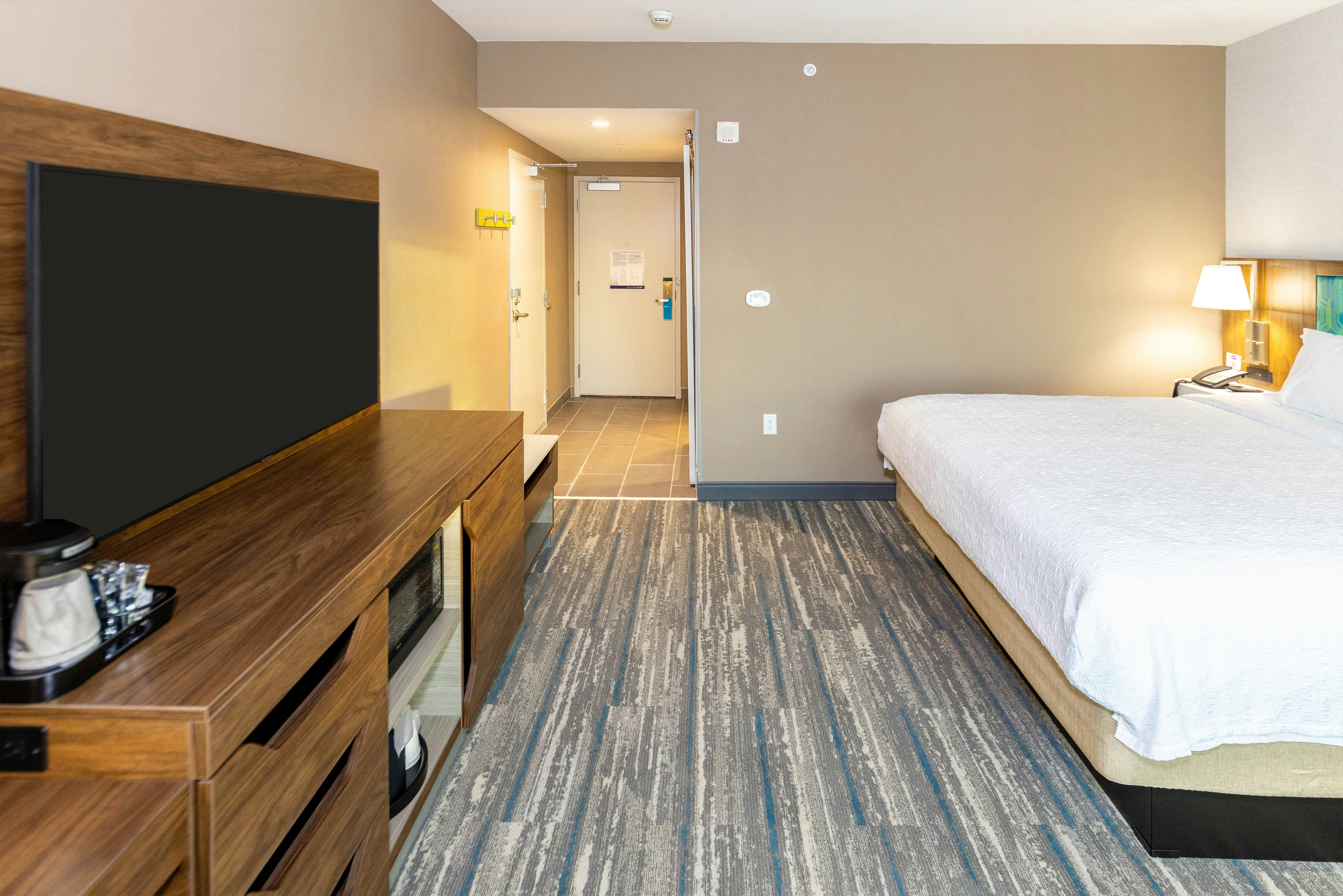 Hampton Inn Selma Ca 15/58