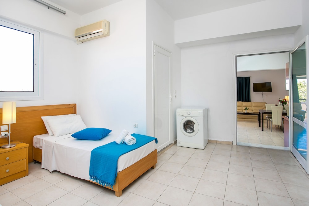 Mon Repos Hotel 20/50