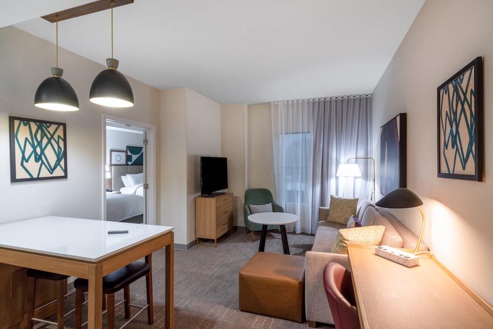 Staybridge Suites Flowood 44/61