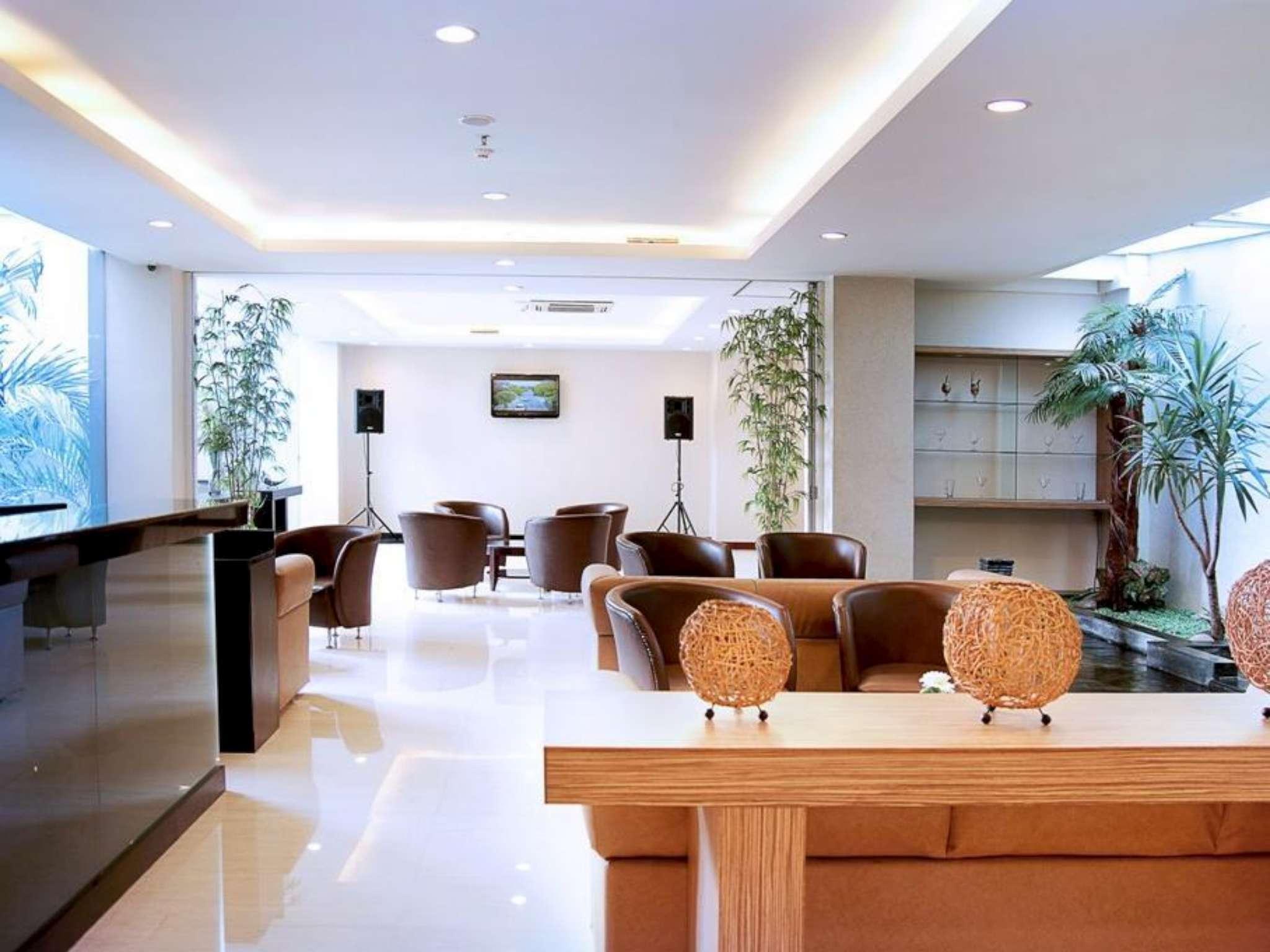 Grand Pacific Hotel 28/28