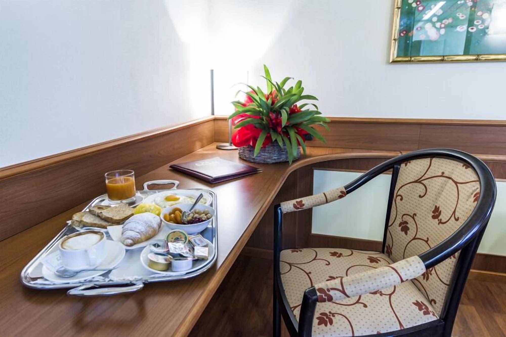 Hotel Melas 34/50