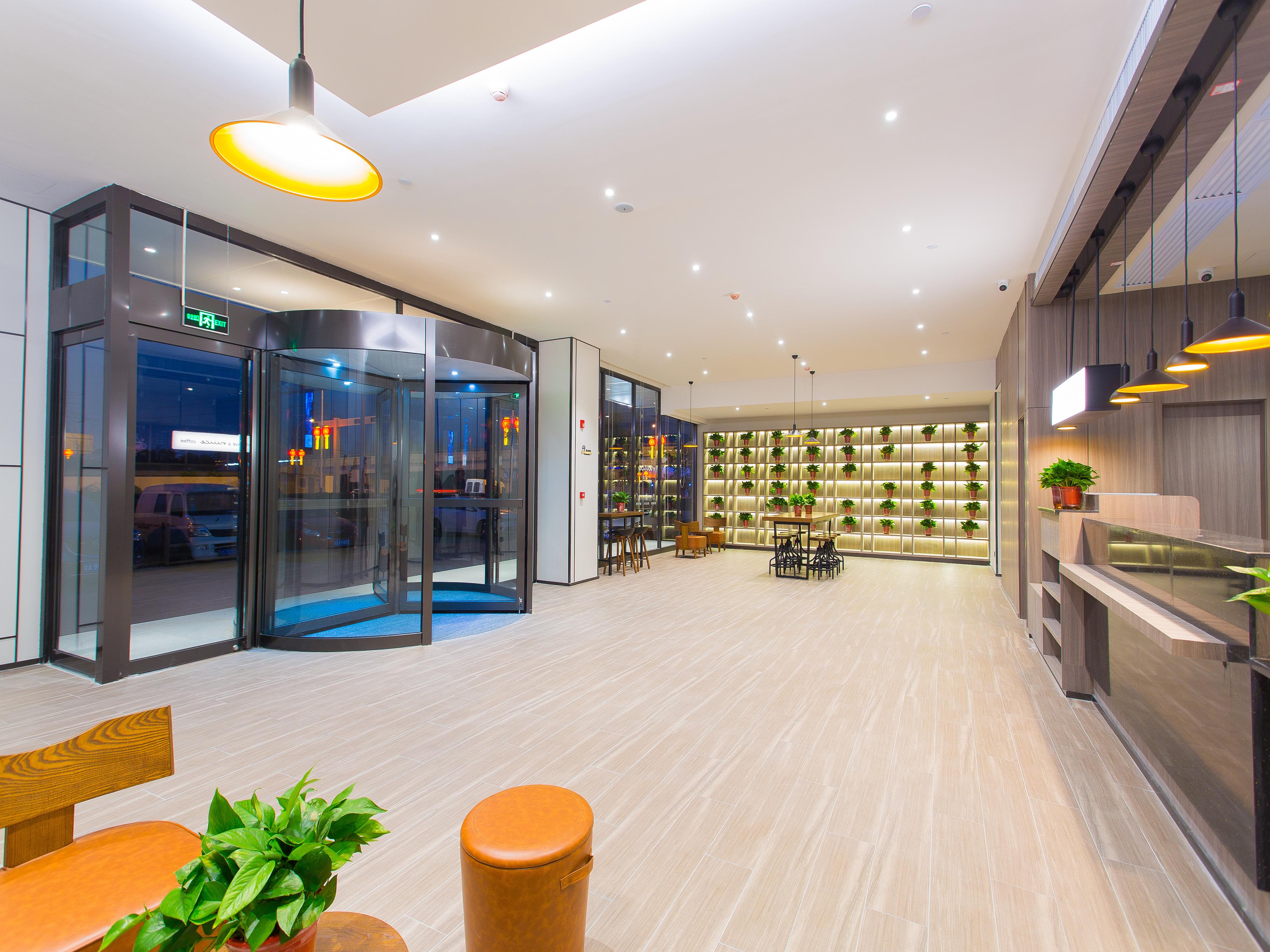 Hanting Hotel Xi'an North Railway Station 6/29