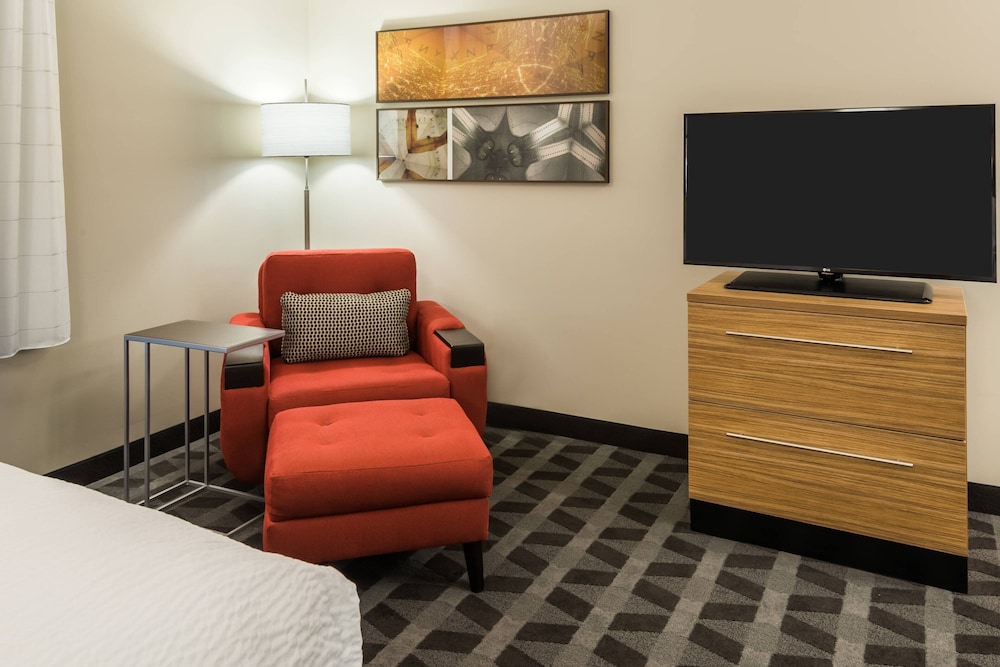 TOWNEPLACE SUITES LATHAM ALBANY AIRPORT 43/62