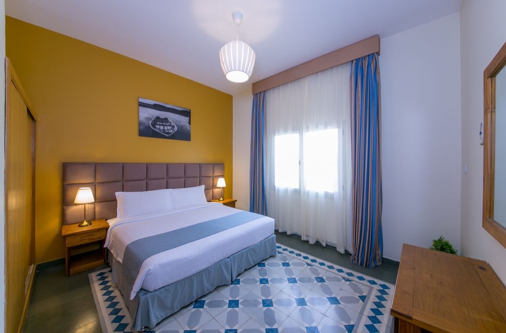 Copthorne Al Jahra Hotel & Resort 25/76