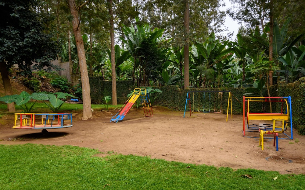 Mvuli Hotel 30/64