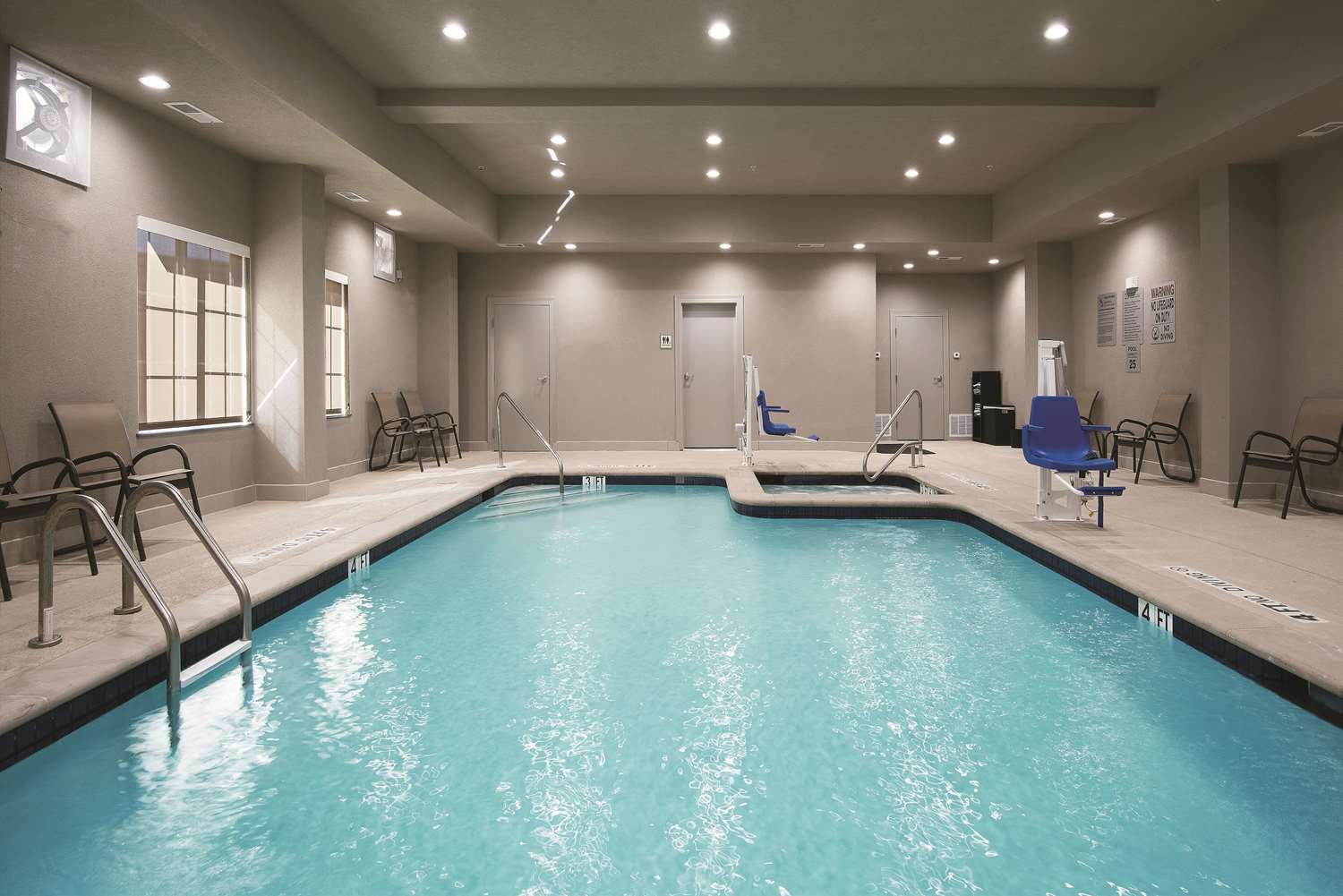 La Quinta Inn & Suites by Wyndham Fort Worth West - I-30 17/32