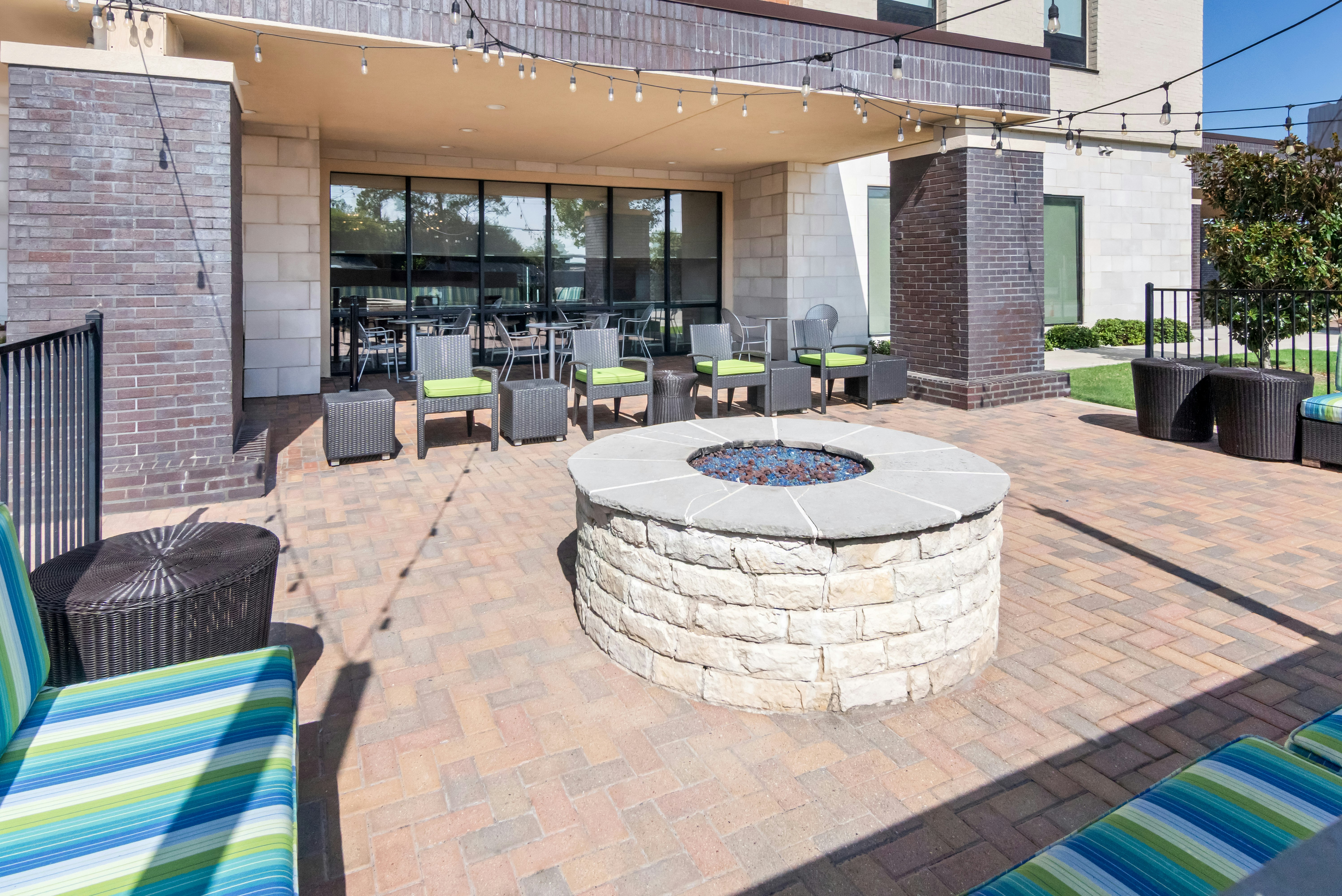 Home2 Suites By Hilton Dallas Grand Prairie 28/30