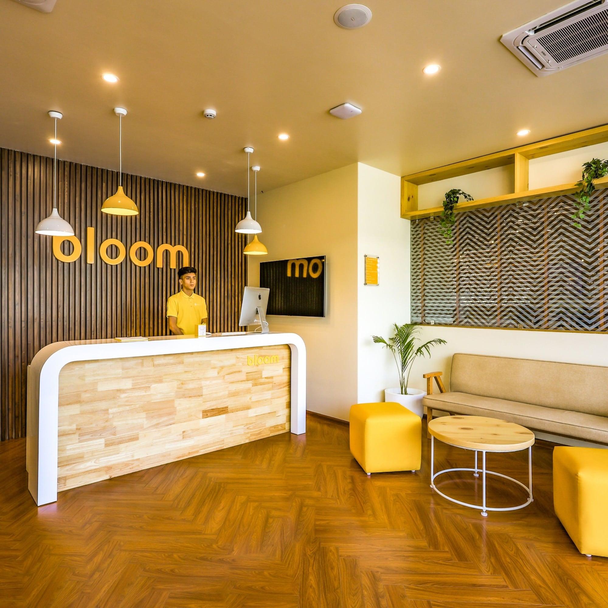 Bloom Hotel - Golf Course Road, Sector 43 3/42