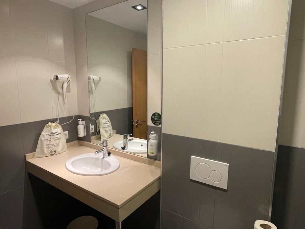 B&B HOTEL Miranda de Ebro 35/39