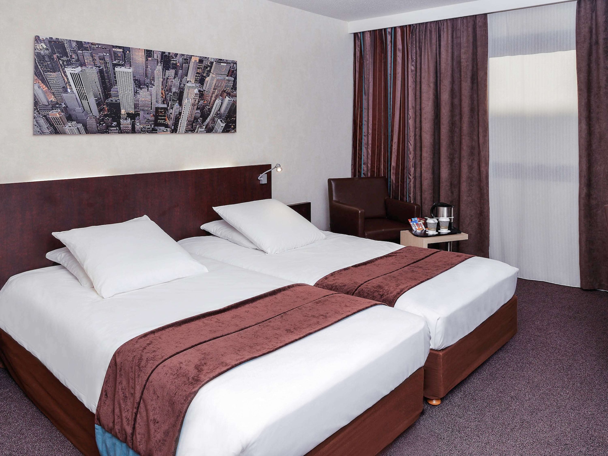 CLASSIC, TWIN BEDS