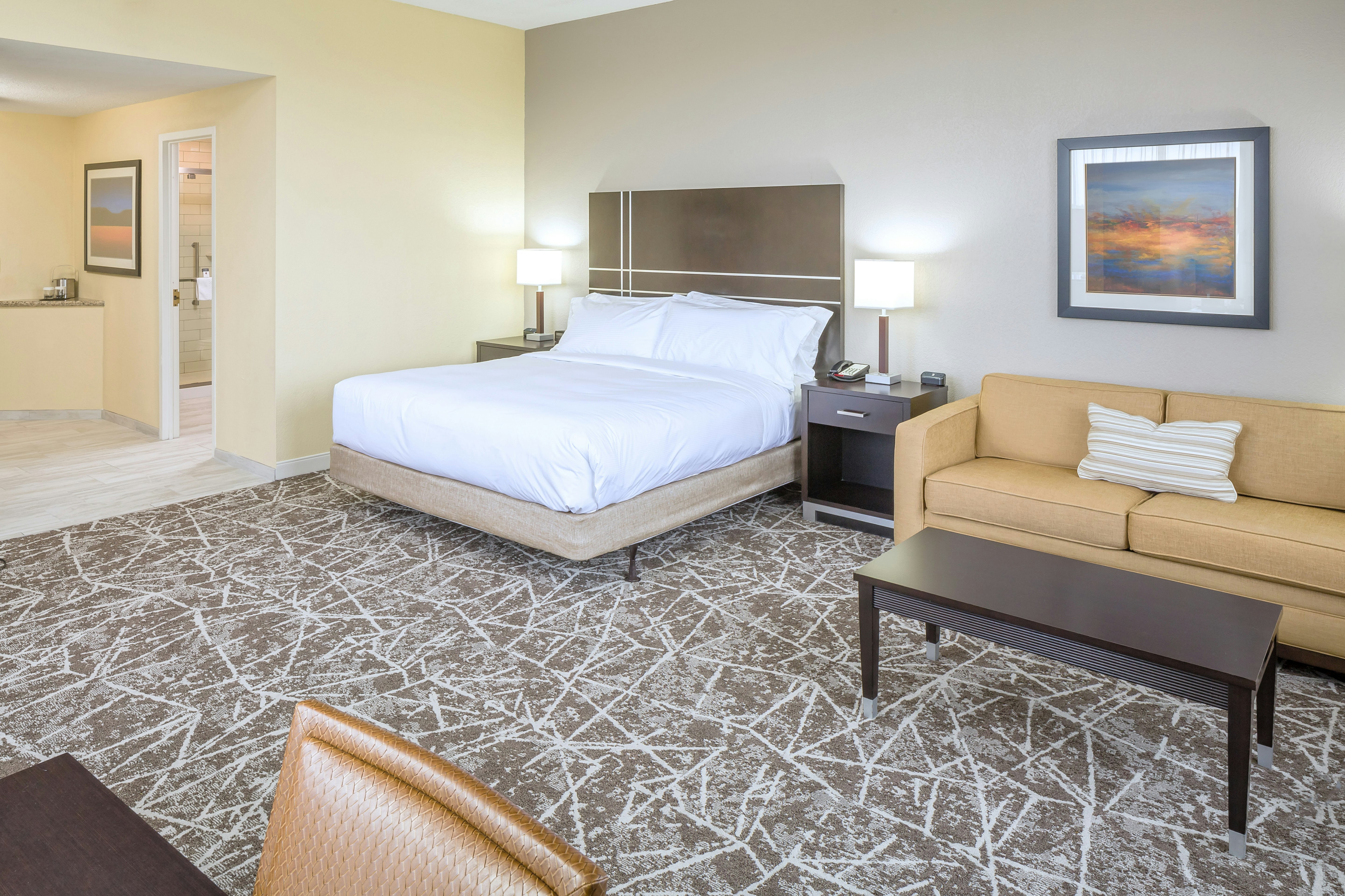 Doubletree By Hilton Boston-Rockland 5/28
