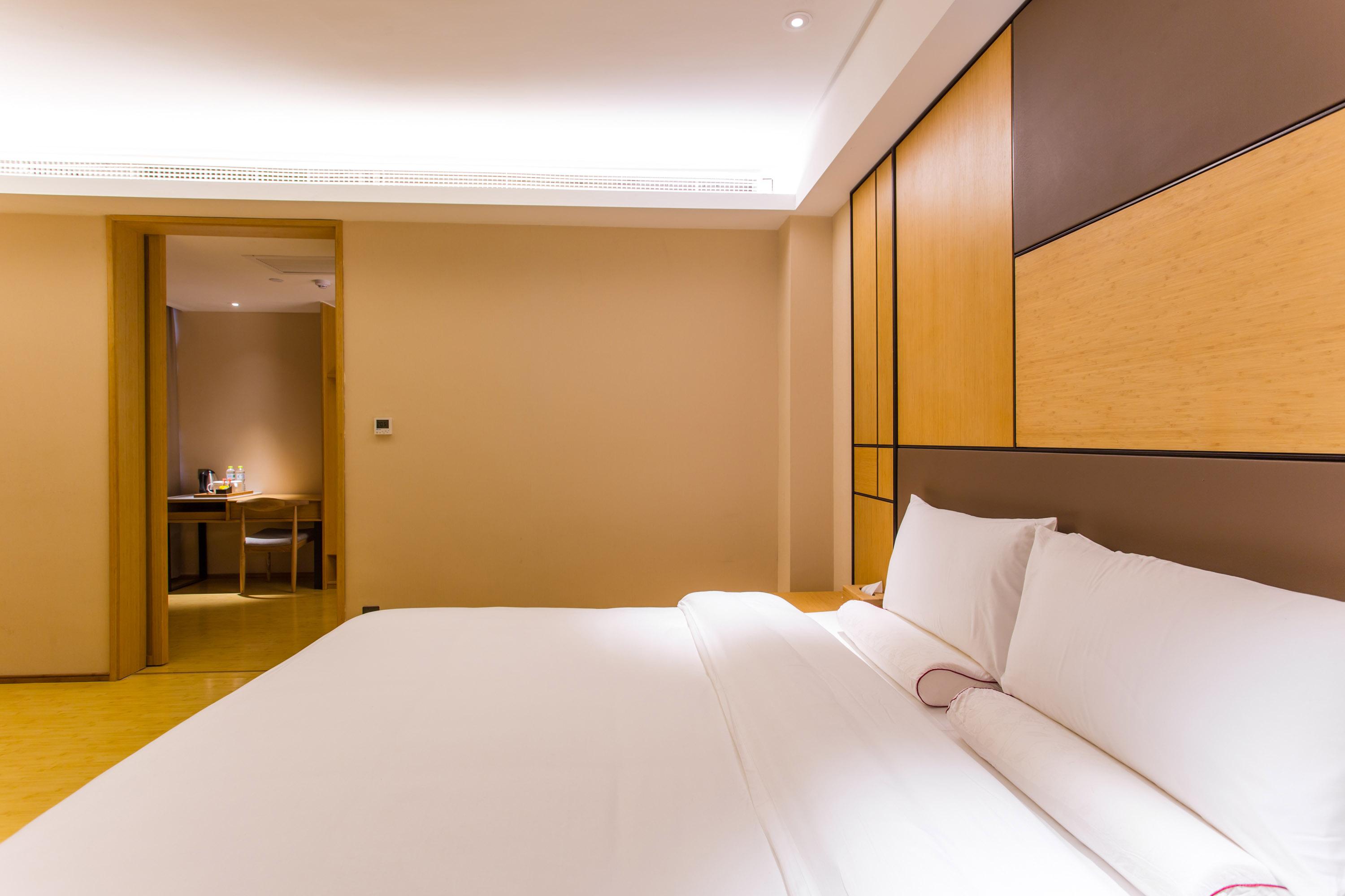 Ji Hotel 2/22