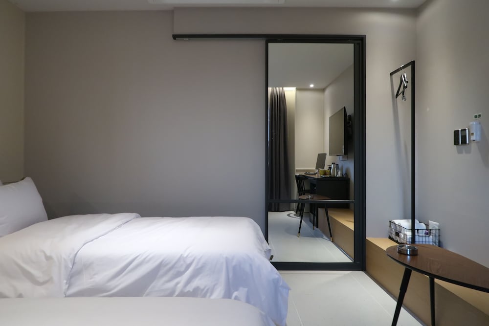 Changwon Brown dot Hotel Palyong 18/39