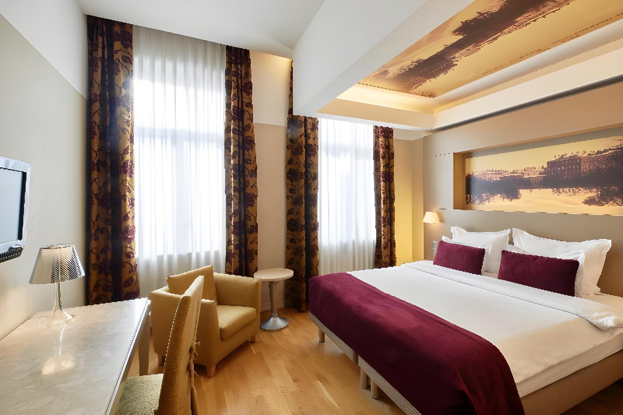 Room, Single