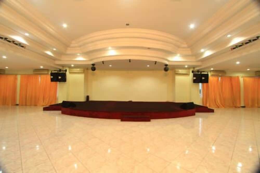 Sinar II Hotel 7/33