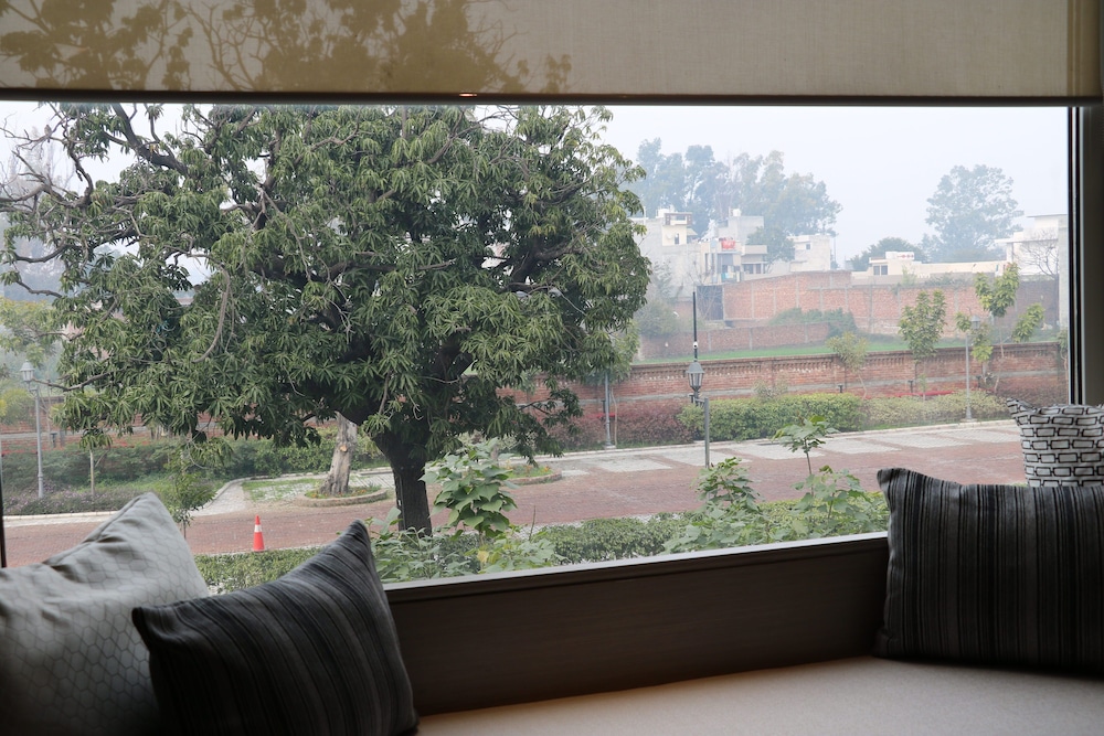 Welcomhotel by ITC Hotels, Raja Sansi, Amritsar 16/50