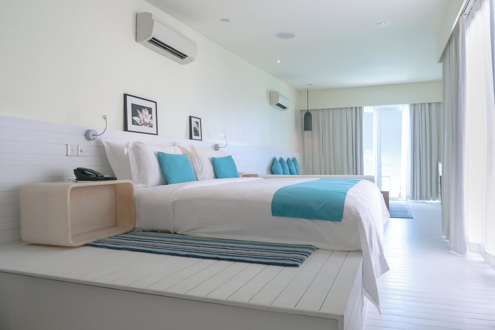 Overwater, Villa, Single Bed, Island View