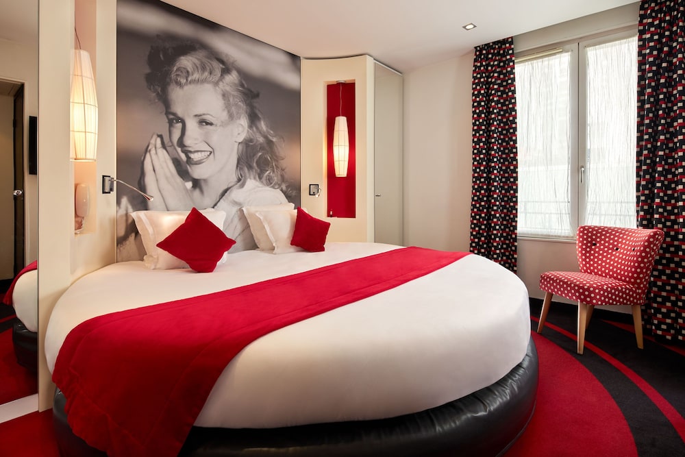 SUPERIOR, DOUBLE BED