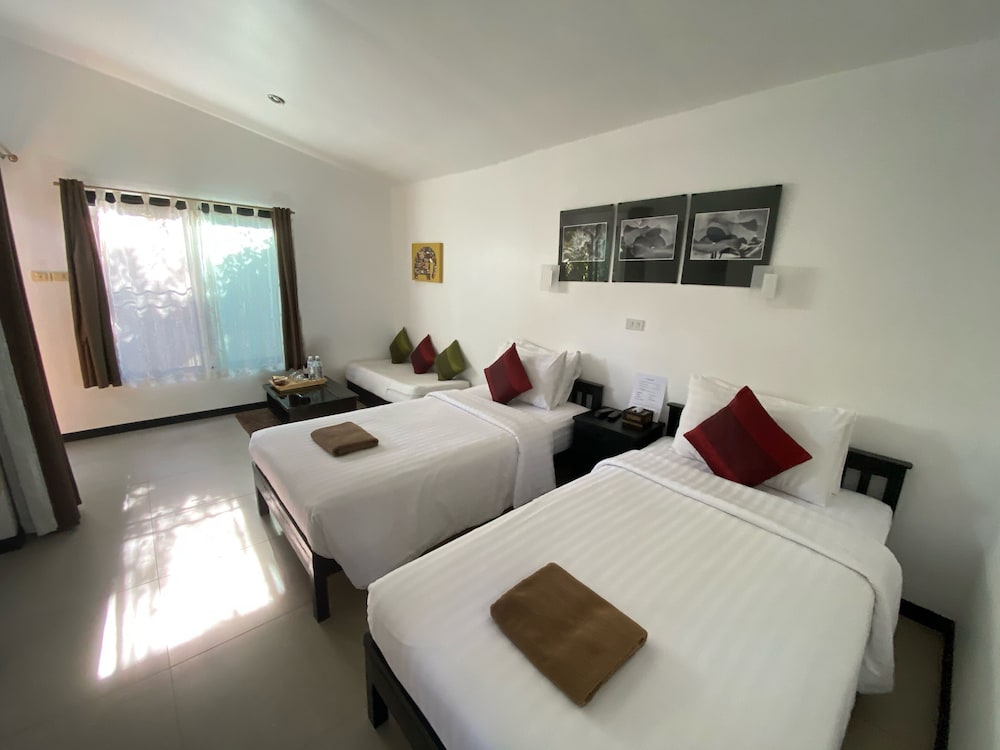 Family House At Pai 10/50