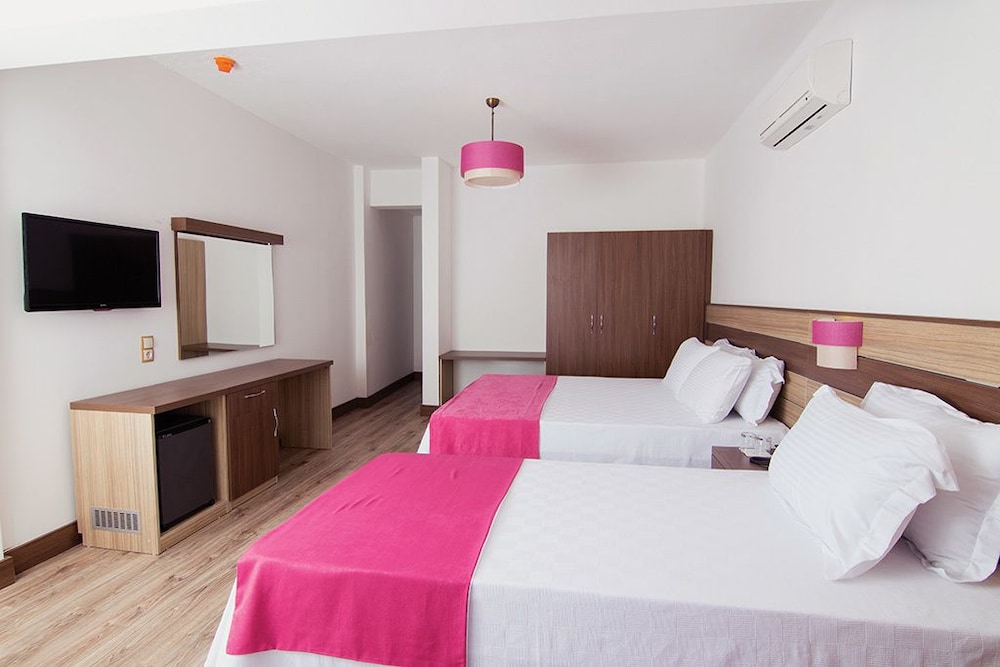 Eden Pyara Hotel Turunc 48/106
