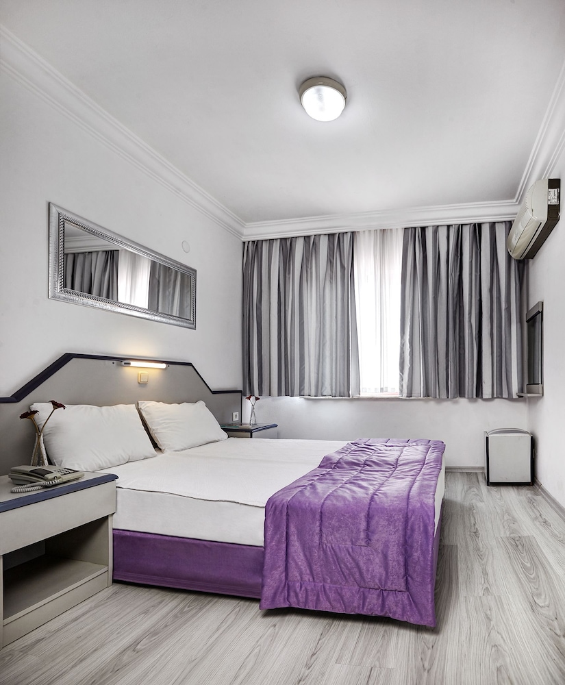 Hotel Billurcu 33/85