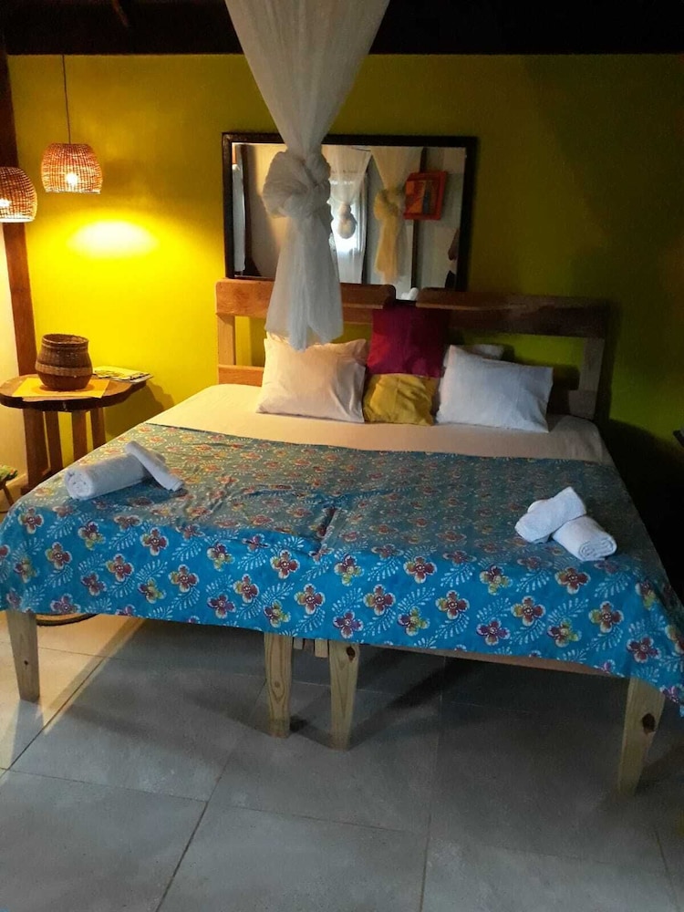 Nature, Bungalow, 4 Beds, with Fan, Hibiscus Valley Inn 4/8
