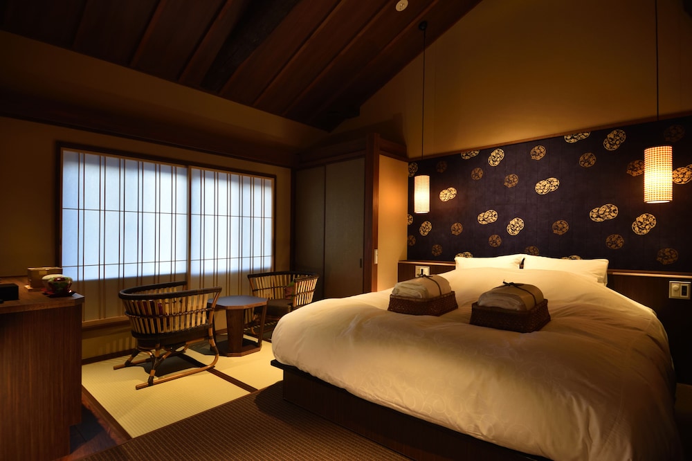 Special, Double Bed