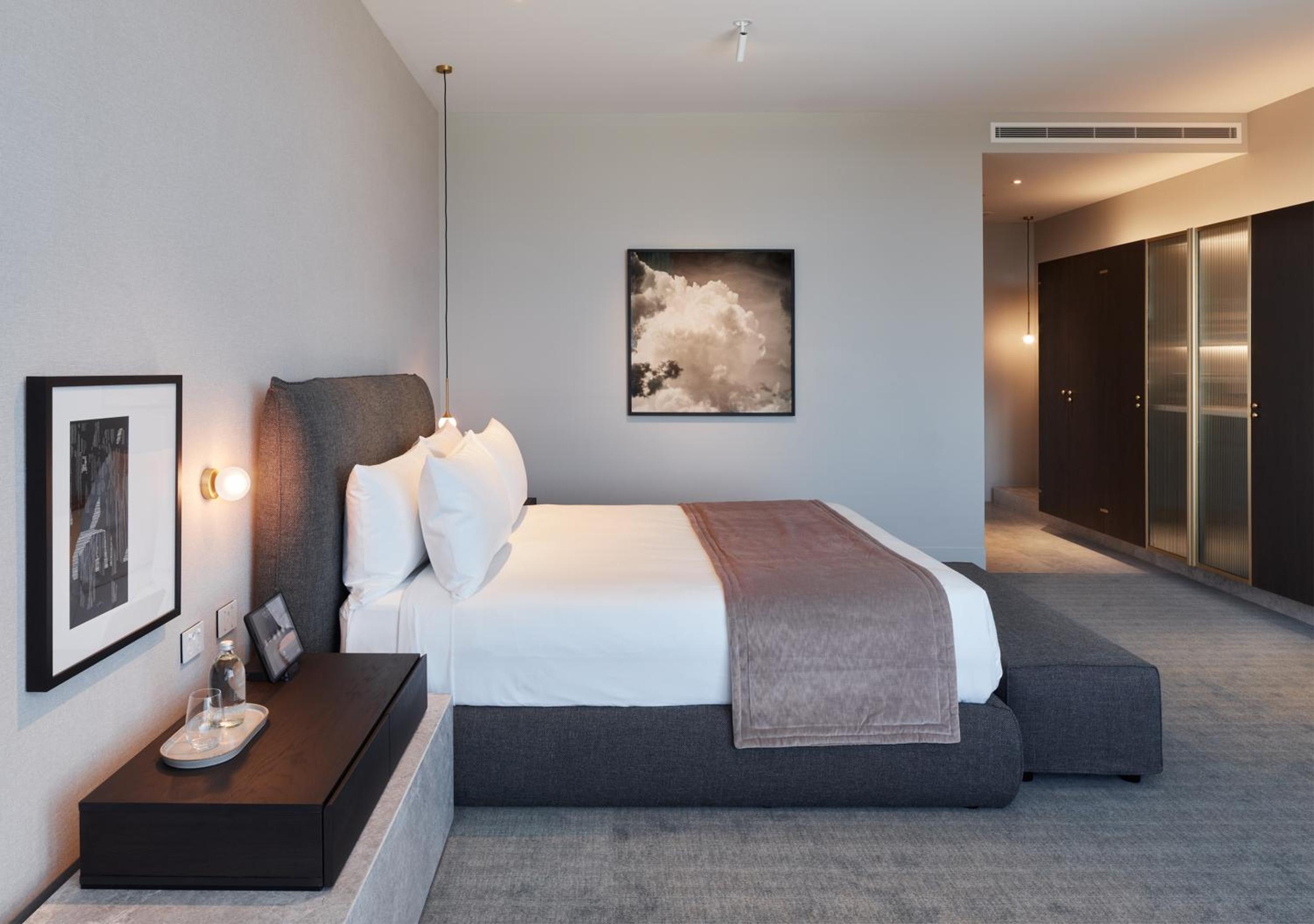 2 Bedrooms, Allure