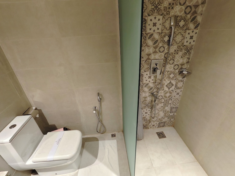 Hotel Nandini 70/70